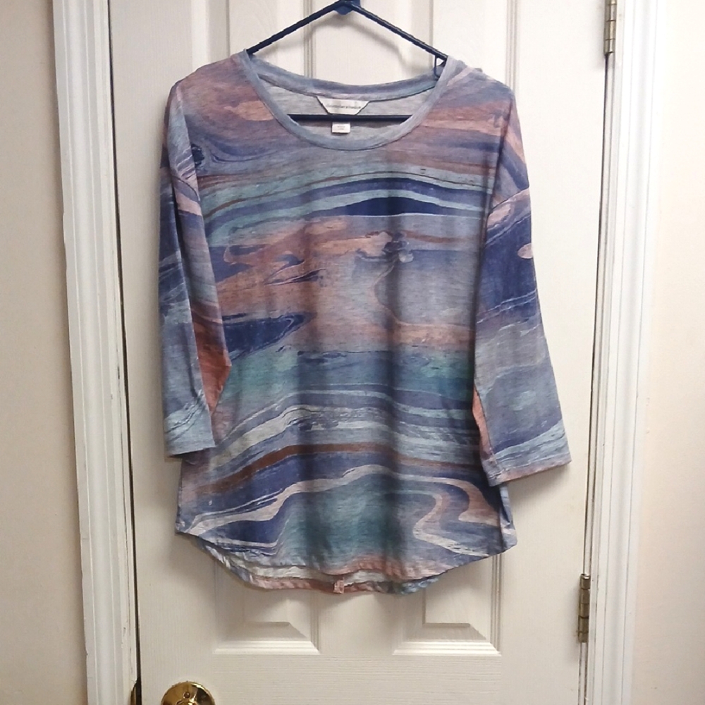 Christopher & Banks Blue, Gray, And Purple Wave Ombre Top Size M